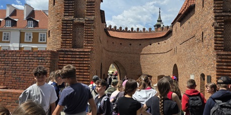 Powiększ grafikę: 4b-i-6a-warszawa-703502.jpg